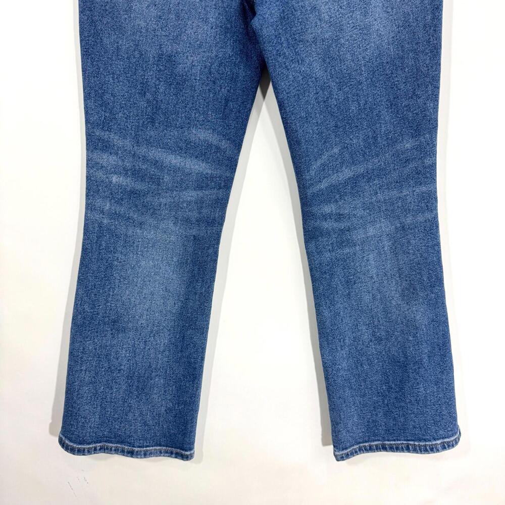 BlankNYC Women’s Size 28 Blue Denim The Vandam Hi Rise Kick Flare Cropped Jeans - Picture 10 of 11